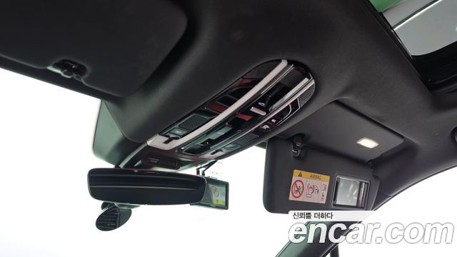 Porsche Cayenne 2022 — photo 30