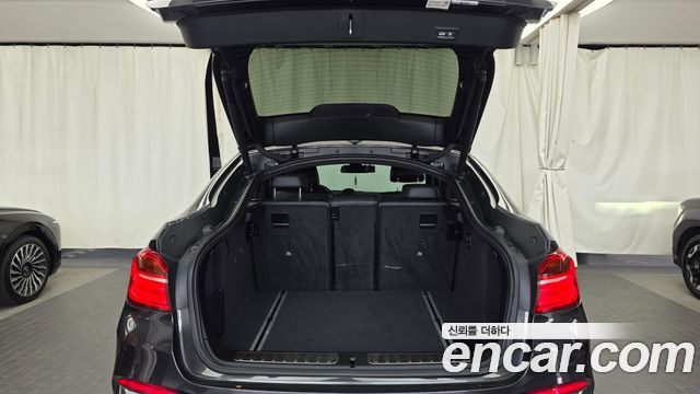 BMW X4 2017 — photo 20