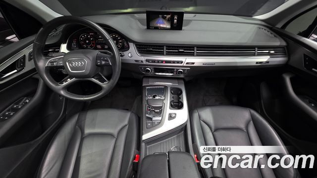 Audi Q7 2019 — photo 7