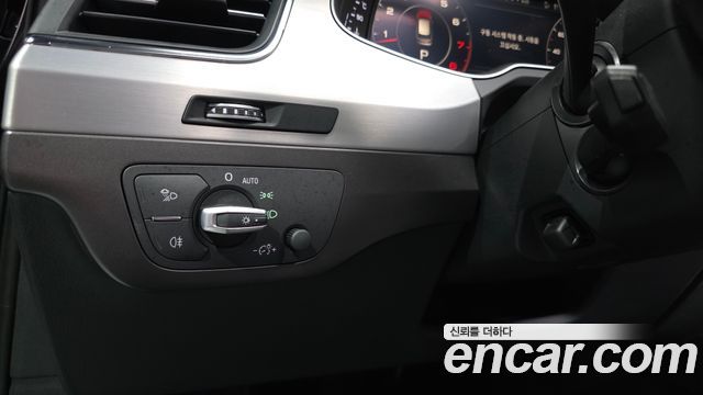 Audi Q7 2019 — photo 19