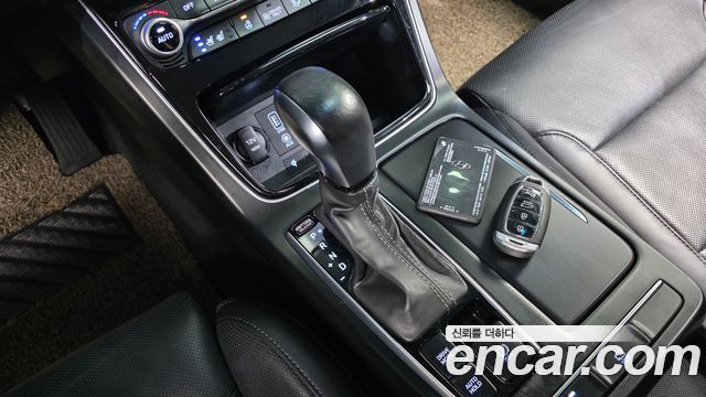 Hyundai Grandeur 2018 — photo 12