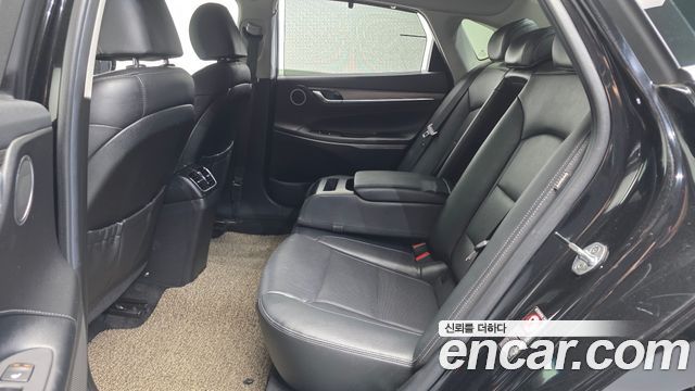 Hyundai Grandeur 2018 — photo 18