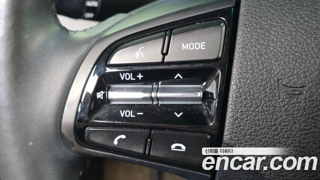 Hyundai Grandeur 2018 — photo 24