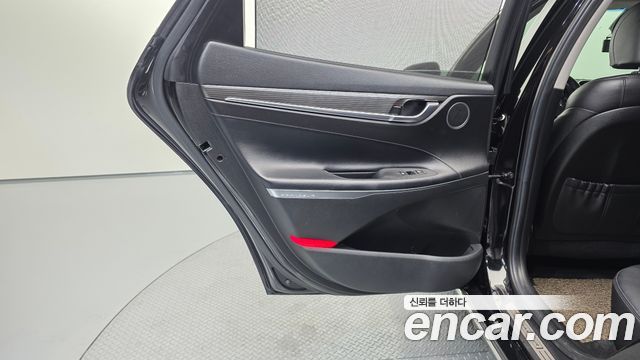 Hyundai Grandeur 2018 — photo 15