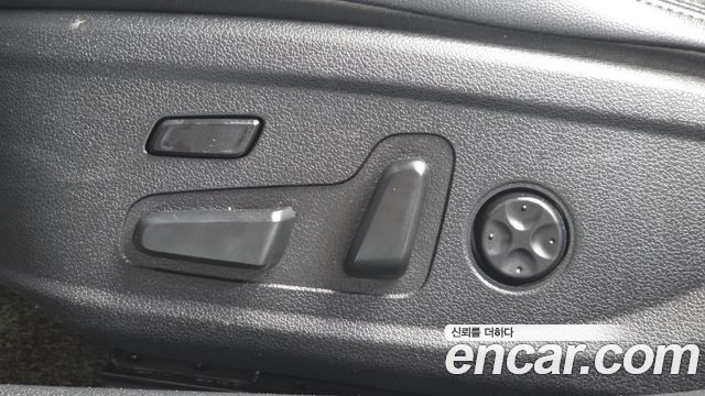 Hyundai Grandeur 2018 — photo 32