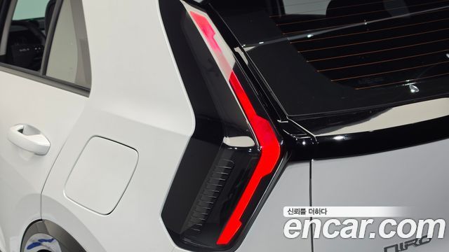 Kia Niro 2027 — photo 9