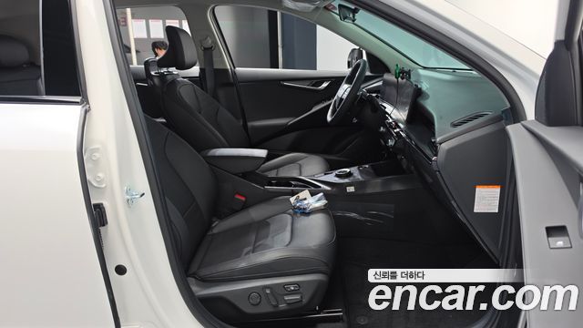Kia Niro 2027 — photo 16