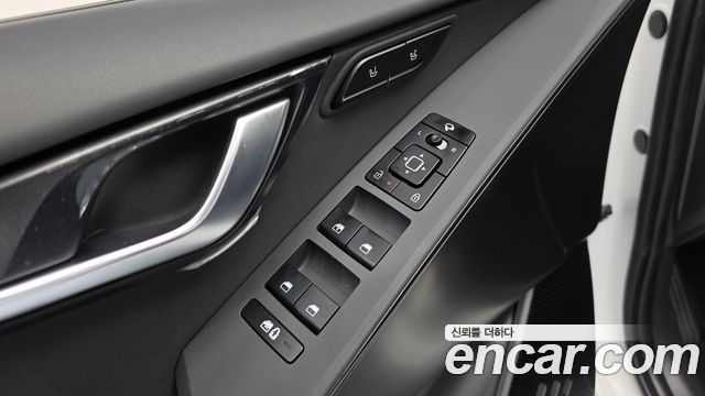 Kia Niro 2027 — photo 30