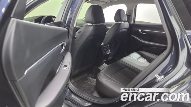 Hyundai Sonata 2020 — photo 17