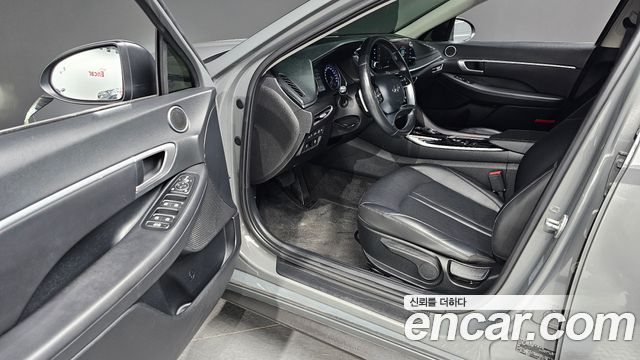Hyundai Sonata 2022 — photo 10