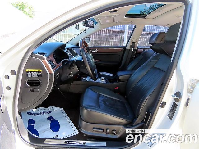 Hyundai Genesis 2009 — photo 5