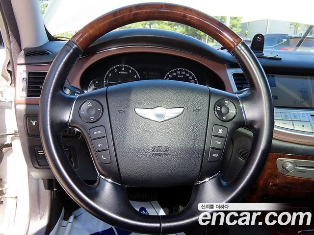 Hyundai Genesis 2009 — photo 8