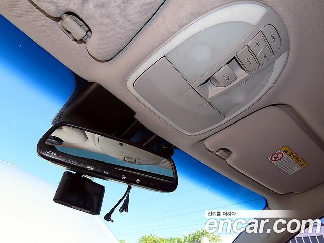 Hyundai Genesis 2009 — photo 15