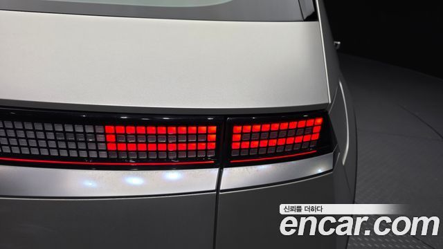 Hyundai Ioniq5 2022 — photo 9