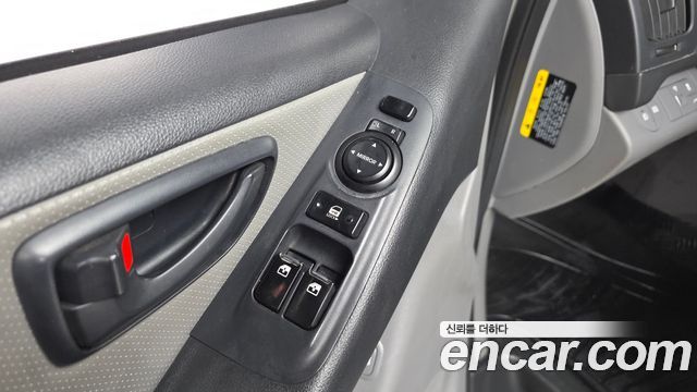 Hyundai Starex 2018 — photo 23