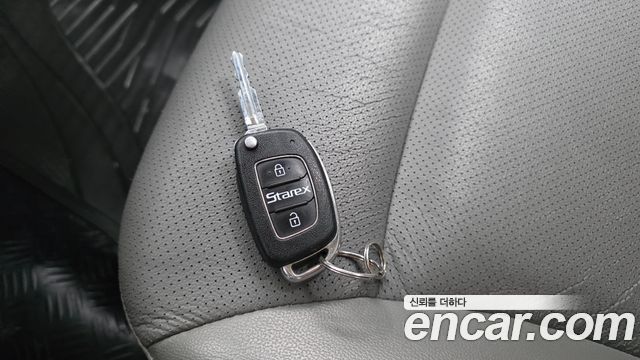 Hyundai Starex 2018 — photo 29