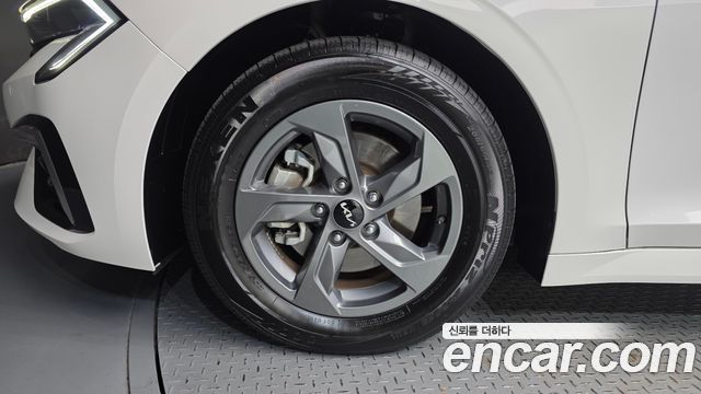 Kia K5 2024 — photo 5