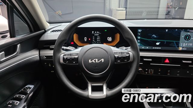Kia K5 2024 — photo 13