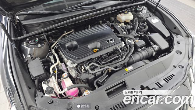 Lexus ES 2022 — photo 6