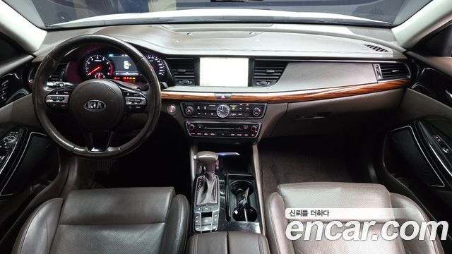 Kia K7 2017 — photo 10