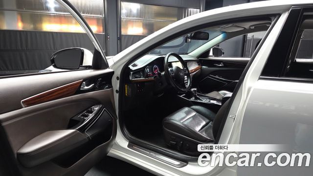 Kia K7 2017 — photo 13