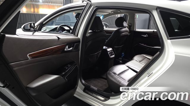 Kia K7 2017 — photo 16