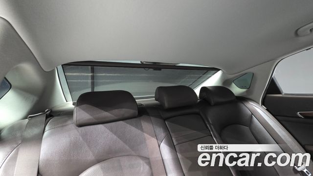 Kia K7 2017 — photo 36