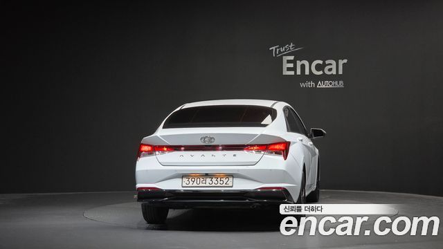 Hyundai AVANTE 2023 — photo 4