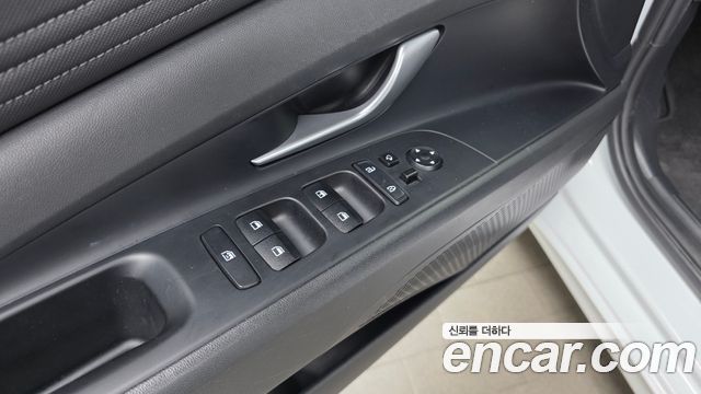 Hyundai AVANTE 2023 — photo 25