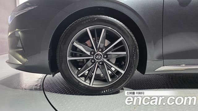 Hyundai Grandeur 2023 — photo 5