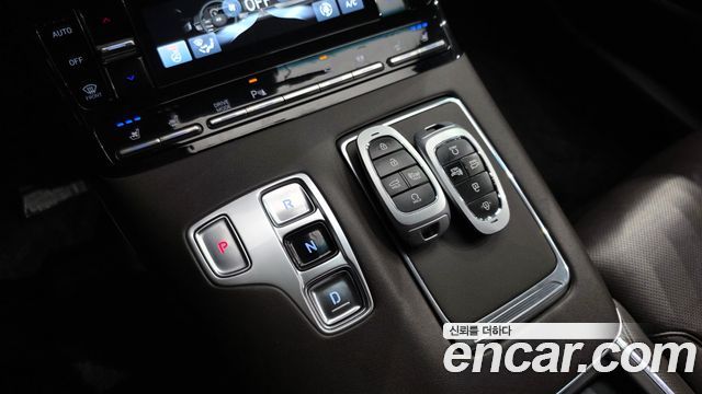 Hyundai Grandeur 2023 — photo 9