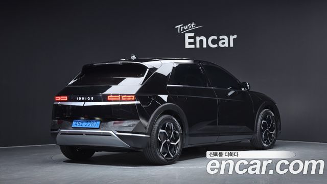 Hyundai Ioniq5 2022 — photo 2
