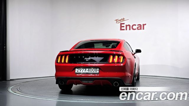 Ford Mustang 2016 — photo 4