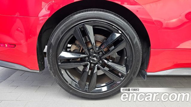 Ford Mustang 2016 — photo 5