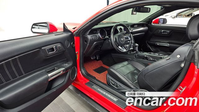 Ford Mustang 2016 — photo 10