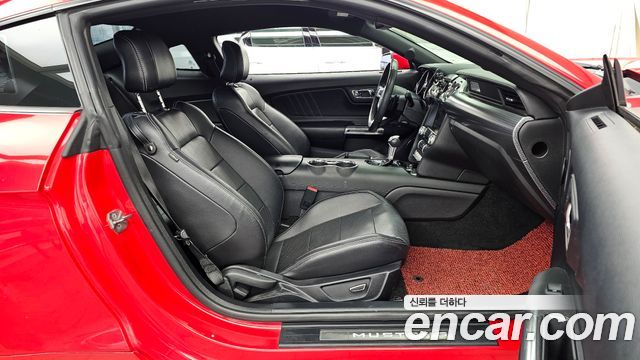 Ford Mustang 2016 — photo 12