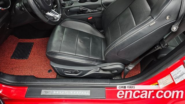 Ford Mustang 2016 — photo 18