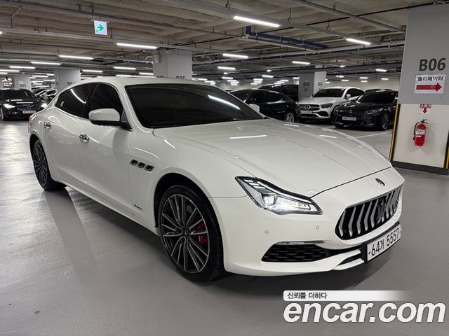 Maserati Quattroporte 2019 — photo 2
