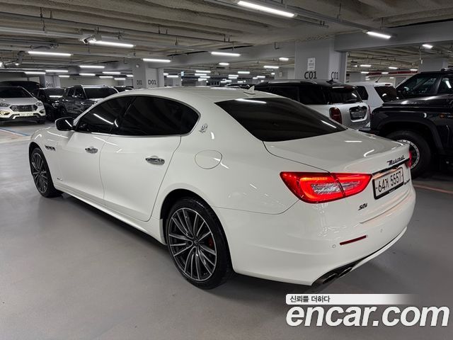Maserati Quattroporte 2019 — photo 3