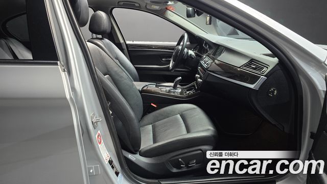 BMW 5-Series 2014 — photo 12