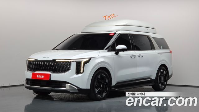 Kia Canival 2025 — photo 1