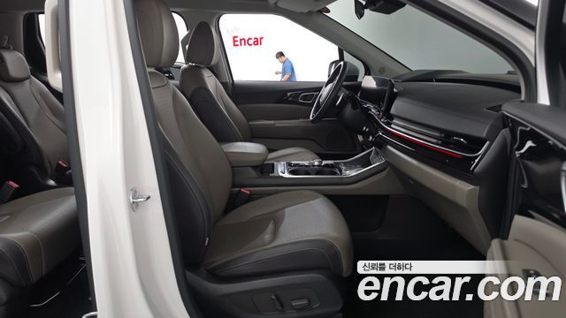 Kia Canival 2025 — photo 16