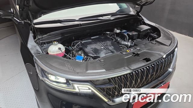 Kia Canival 2022 — photo 6