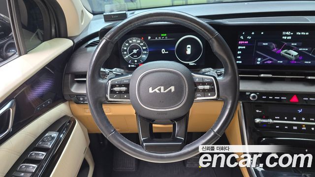 Kia Canival 2022 — photo 19