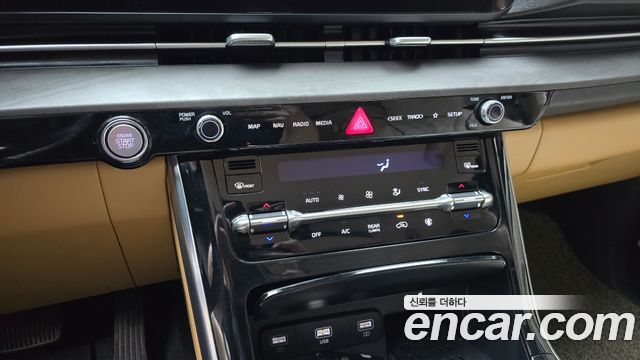 Kia Canival 2022 — photo 22