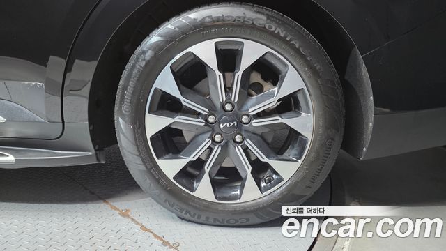 Kia Canival 2022 — photo 7
