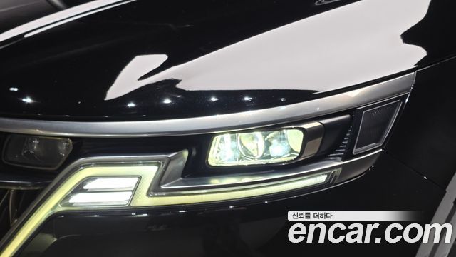 Kia Canival 2022 — photo 8