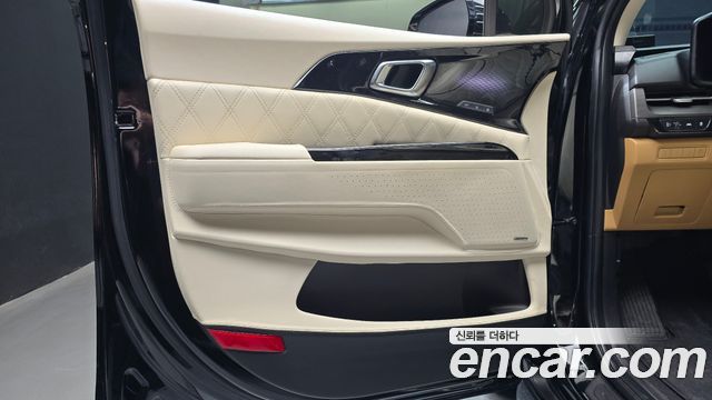 Kia Canival 2022 — photo 14