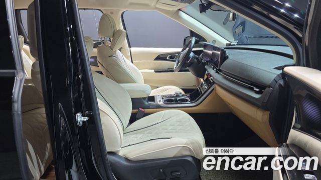 Kia Canival 2022 — photo 16