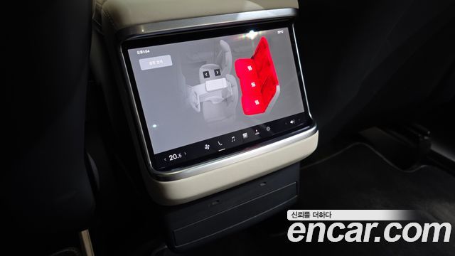 Tesla Model X 2024 — photo 28